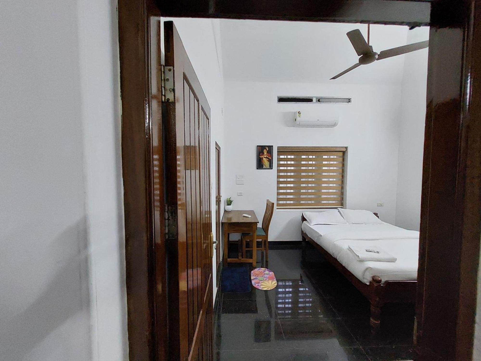 Apartment Saras Alappuzha
