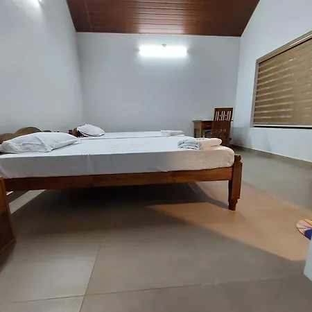 Saras Home Alappuzha Beach Exterior photo