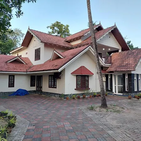 Saras Home Alappuzha Beach Exterior photo